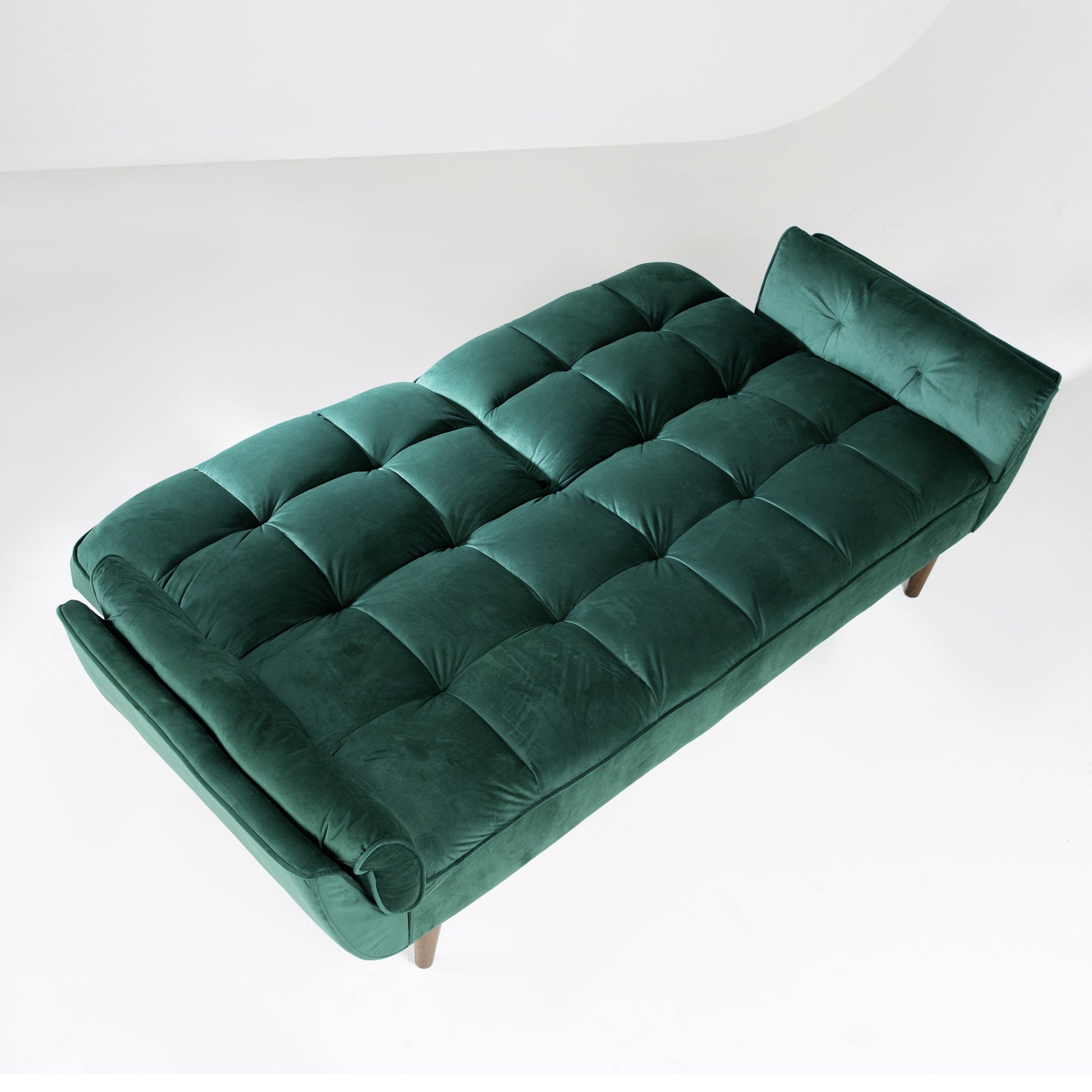 PLAYBOY - Sofa "SCARLETT" gepolsterte Couch mit Bettfunktion, Samtstoff in Grün mit Massivholzfüsse, Retro-Design,Sofas & Ottomane - playboy