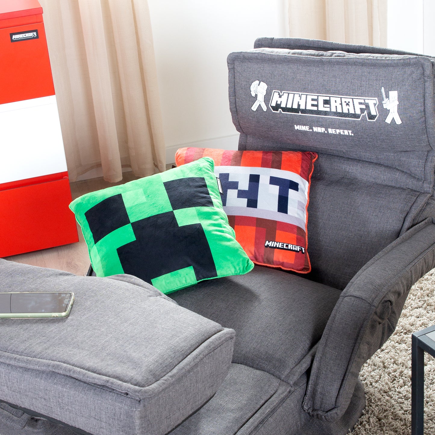 MINECRAFT - dekorative, kuschelweiche Dekokissen, Lesekissen, Zierkissen, buntes Design in verschiedenen Charaktere