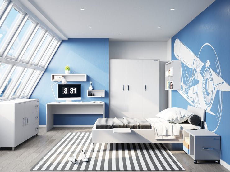 Miami Sideboard mit 2 Türen und Soft-Close Beschlägen, Autometallic Lackierung, chromfarbene Griffe, Füsse und Logo aus hochwertigem Autoschriftzug, in weiß