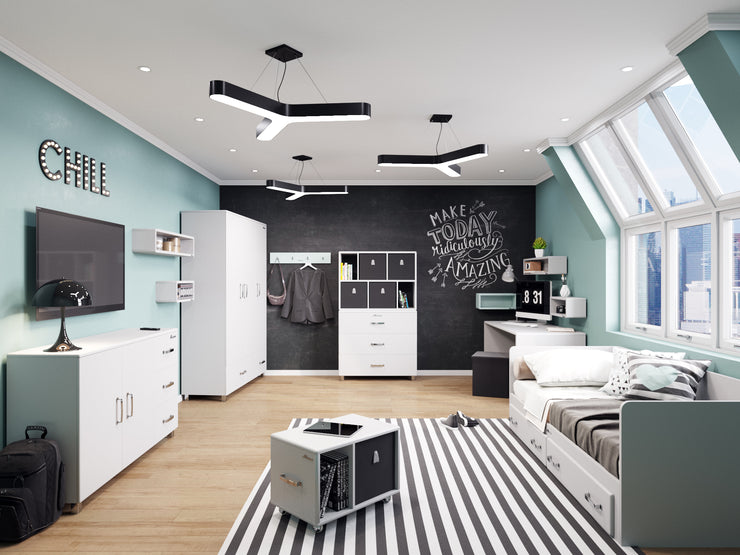 Miami Sideboard mit 2 Türen und Soft-Close Beschlägen, Autometallic Lackierung, chromfarbene Griffe, Füsse und Logo aus hochwertigem Autoschriftzug, in weiß